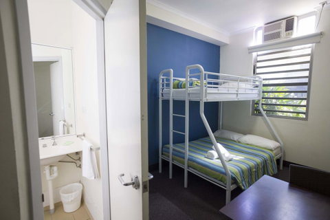 Melaleuca On Mitchell - Darwin YHA - Accommodation Bookings 9