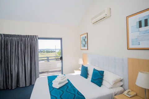 Corrigans Cove - Accommodation Bookings 4