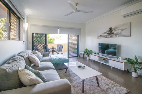 ZEN QUEST - The NOMADS PAD Near Nightcliff Markets & Sunset Foreshore - Accommodation Bookings 2