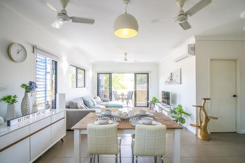 ZEN QUEST - The NOMADS PAD Near Nightcliff Markets & Sunset Foreshore - Accommodation Bookings 0