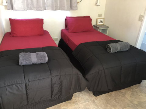 Mataranka Roadhouse - Accommodation Bookings 7