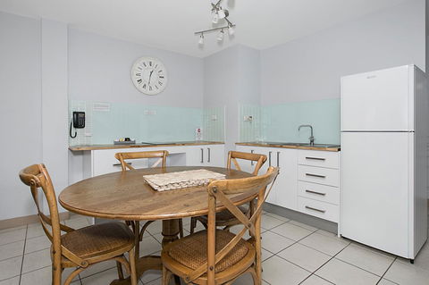 Nelson Bay Breeze - Accommodation Bookings 13