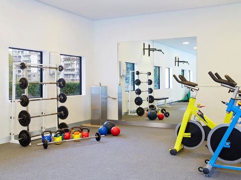 Crowne Plaza Canberra, An IHG Hotel - Accommodation Bookings 5