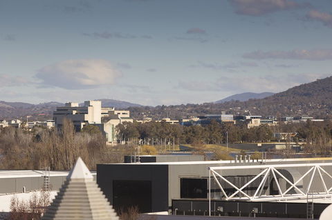 Crowne Plaza Canberra, An IHG Hotel - Accommodation Bookings 17