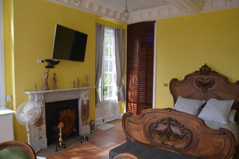 Garden Room - Accommodation Bookings 1