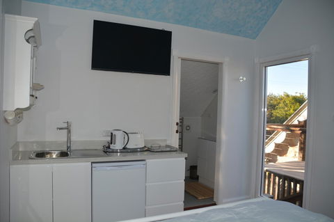 Garden Room - Accommodation Bookings 3