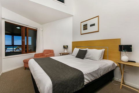 Lennox Holiday Apartments - Accommodation Bookings 27