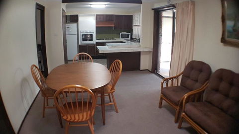 Boondilla House - The Entrance, NSW - Accommodation Bookings 3