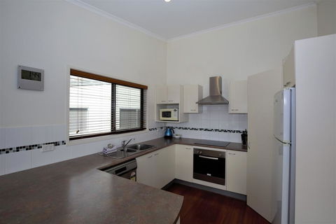 Boronia 2/30 Nettin Circuit - Accommodation Bookings 3