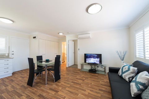 Bottletree Apartments On Garget - Accommodation Bookings 2
