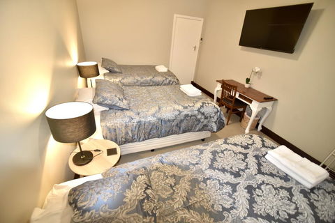 Boucher Manor - Northam. - Accommodation Bookings 1