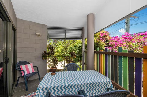 BOUTIQUE APARTMENTS BEACH LOCATION - Accommodation Bookings 3