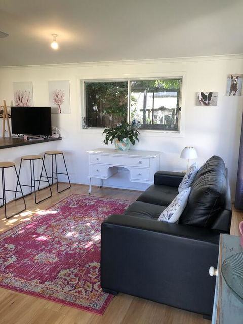 Bower On Becket - Couples Retreat - Accommodation Bookings 1