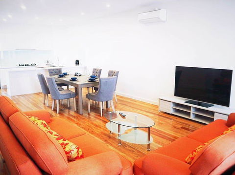 Boxhill 3Bed 3 Bath Free 2 Parking - Accommodation Bookings 0