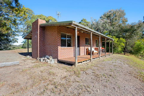 Braeside Cabin Four - Ziera - Accommodation Bookings 0