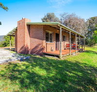 Braeside Cabin Two - Alphitonia - Accommodation Bookings