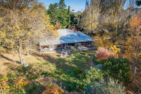 Braeside Mount Macedon Country Retreat Bed And Breakfast - Accommodation Bookings 0