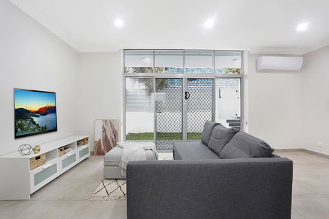 Brand New 2 Bedroom Apartment For 7 People - Accommodation Bookings 3