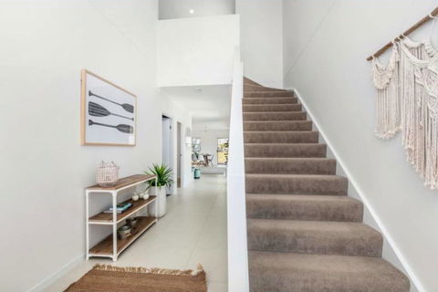 Brand New PRIZE HOME 50m Path To Beach - Accommodation Bookings 2