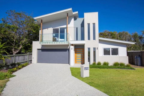 Brand New PRIZE HOME 50m Path To Beach - Accommodation Bookings 3