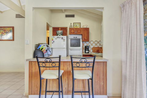 Break Away - Accommodation Bookings 2
