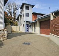 Breakaway Bright - Superb Townhouse - Accommodation Bookings