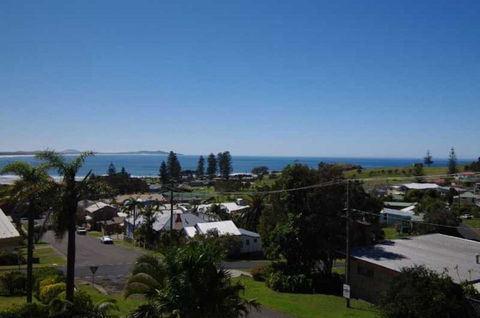 Breakers 1, 13 East Street - Accommodation Bookings 0