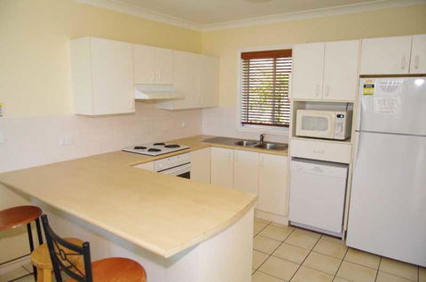 Breakers 1, 13 East Street - Accommodation Bookings 1