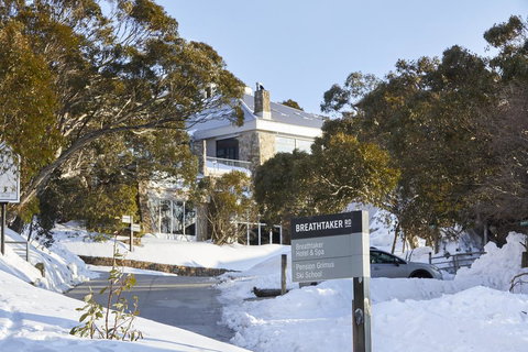 Breathtaker Hotel And Spa - Accommodation Bookings 1