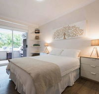Bright Comfy Bondi Home