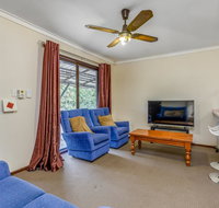 Bright Neat  Convenient House - Accommodation Bookings