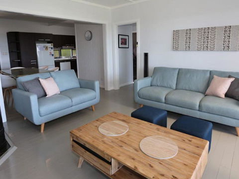Brilliant Ocean Views - Accommodation Bookings 1