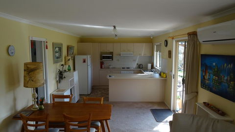 Brimin Lodge Orchard Cottage - Accommodation Bookings 3