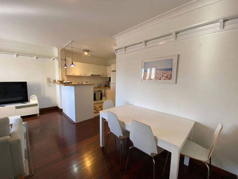Brisbane City Apartment Atop Victoria Park - Accommodation Bookings 2