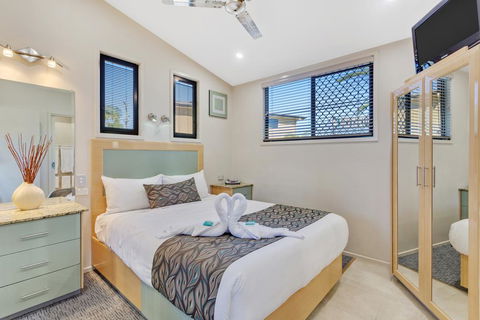 Brisbane Holiday Village - Accommodation Bookings 2