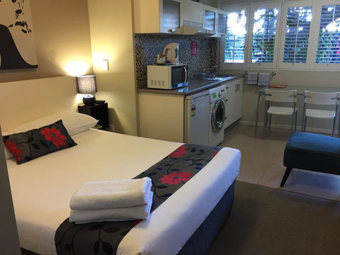 Brisbane Street Studios - Accommodation Bookings 3