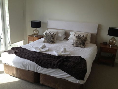 Broadbeach Inverloch Resort - Accommodation Bookings 2