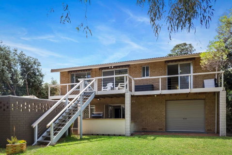 Broadbeach Retreat - 32 Broadbeach Drive - Accommodation Bookings 2