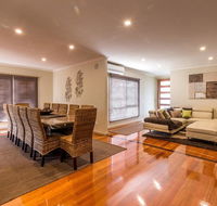 Broadwater By The Beach - With Heated Outdoor Spa - Accommodation Bookings