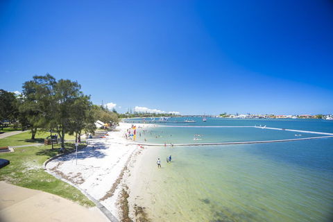 Broadwater Paradise - Accommodation Bookings 0