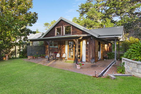 BROWNS COTTAGE - Accommodation Bookings 0