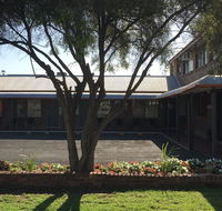 Bryants Motel