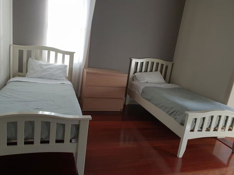 Bunbury's Most Convenient Location - Unit 2 - Accommodation Bookings 2
