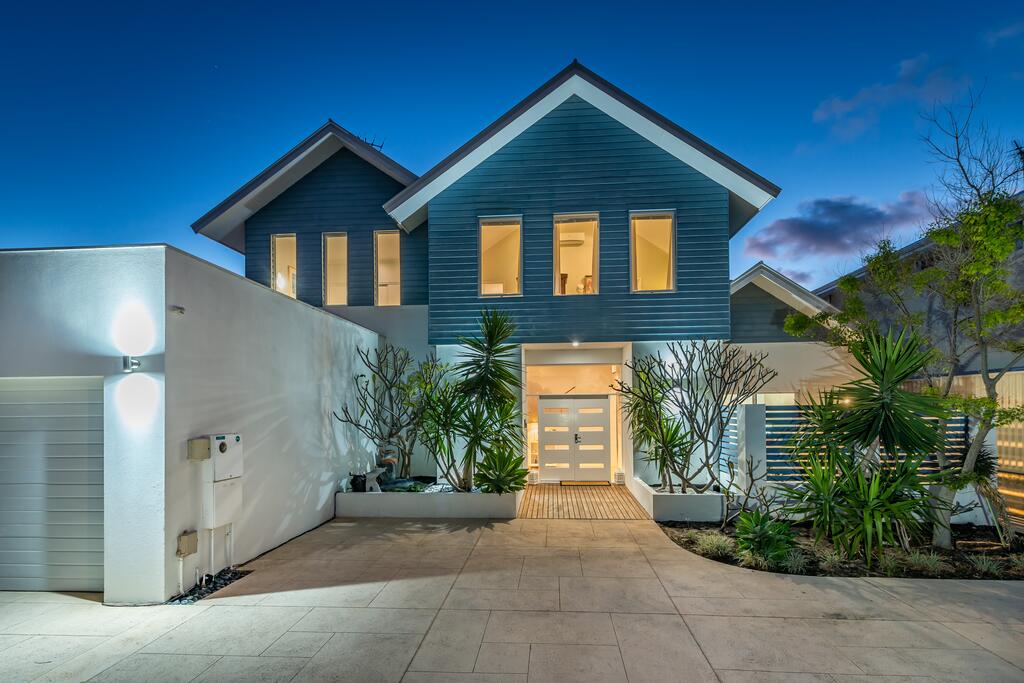 Burns Beach WA Accommodation Bookings
