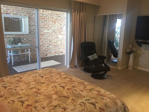 Burns Beach Bed And Shower - Accommodation Bookings 3