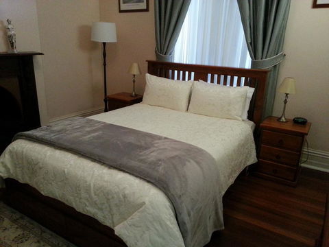 Burra Railway Station Bed And Breakfast - Accommodation Bookings 2