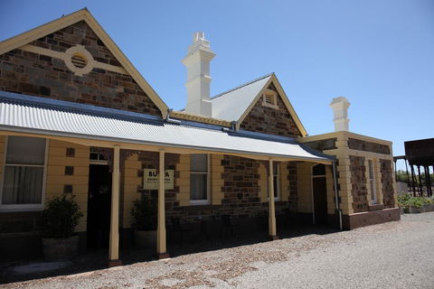 Burra Railway Station Bed And Breakfast - Accommodation Bookings 0