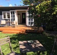 Burrill Lakeview Cottage