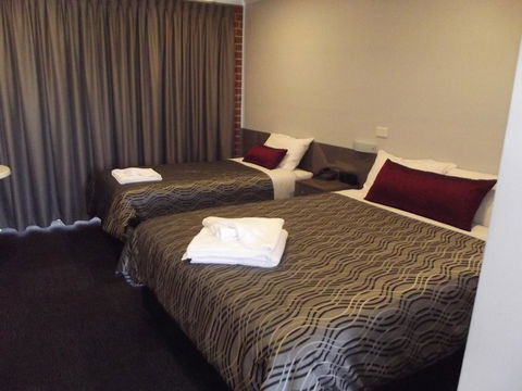 Bushman's Motor Inn - Accommodation Bookings 2