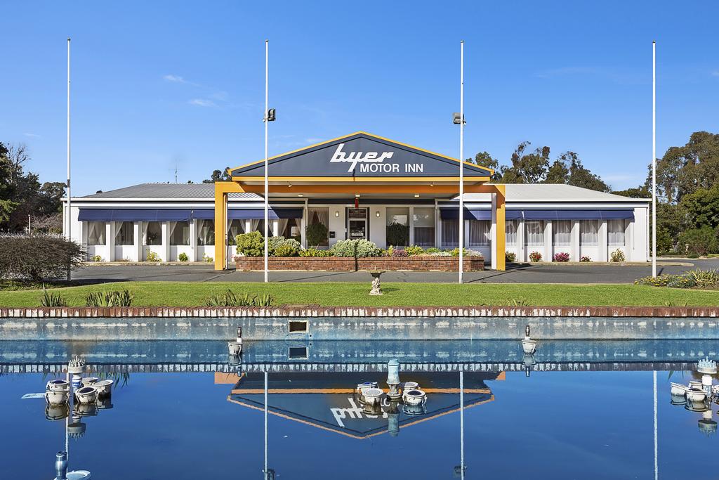 Holbrook NSW Accommodation Bookings